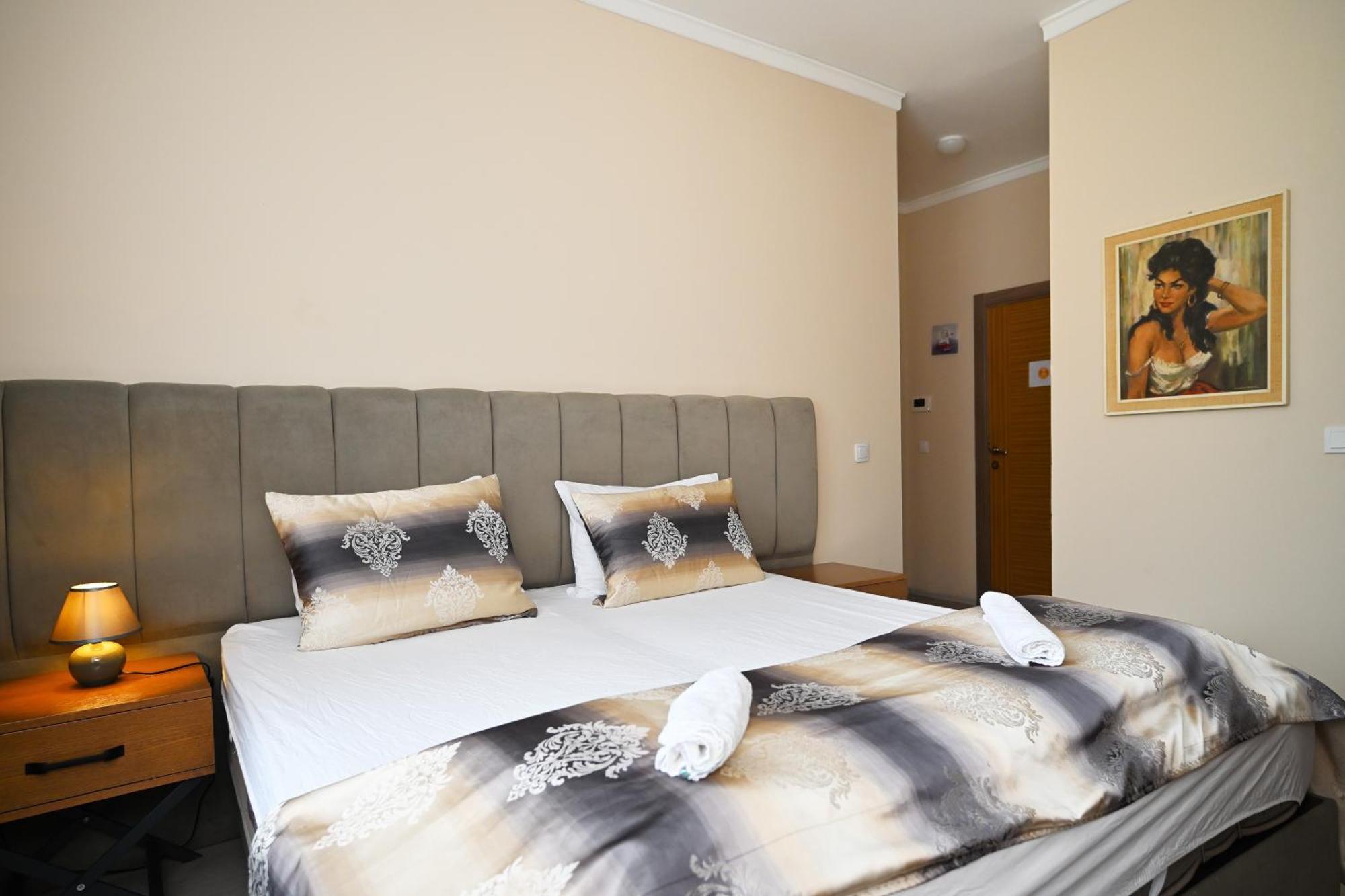 Ferienwohnung&Aparts By Kispet Group Hotels In Oberhausen Oberhausen  Dış mekan fotoğraf
