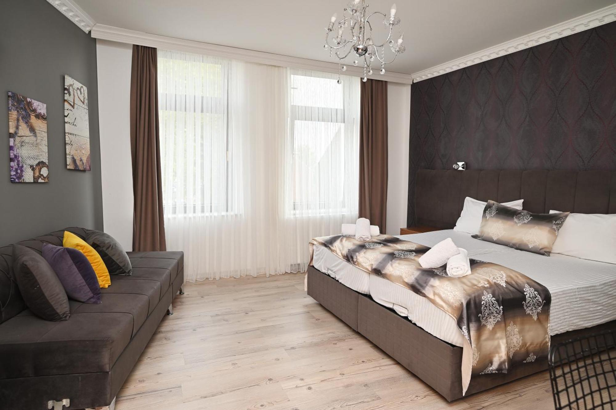 Ferienwohnung&Aparts By Kispet Group Hotels In Oberhausen Oberhausen  Dış mekan fotoğraf