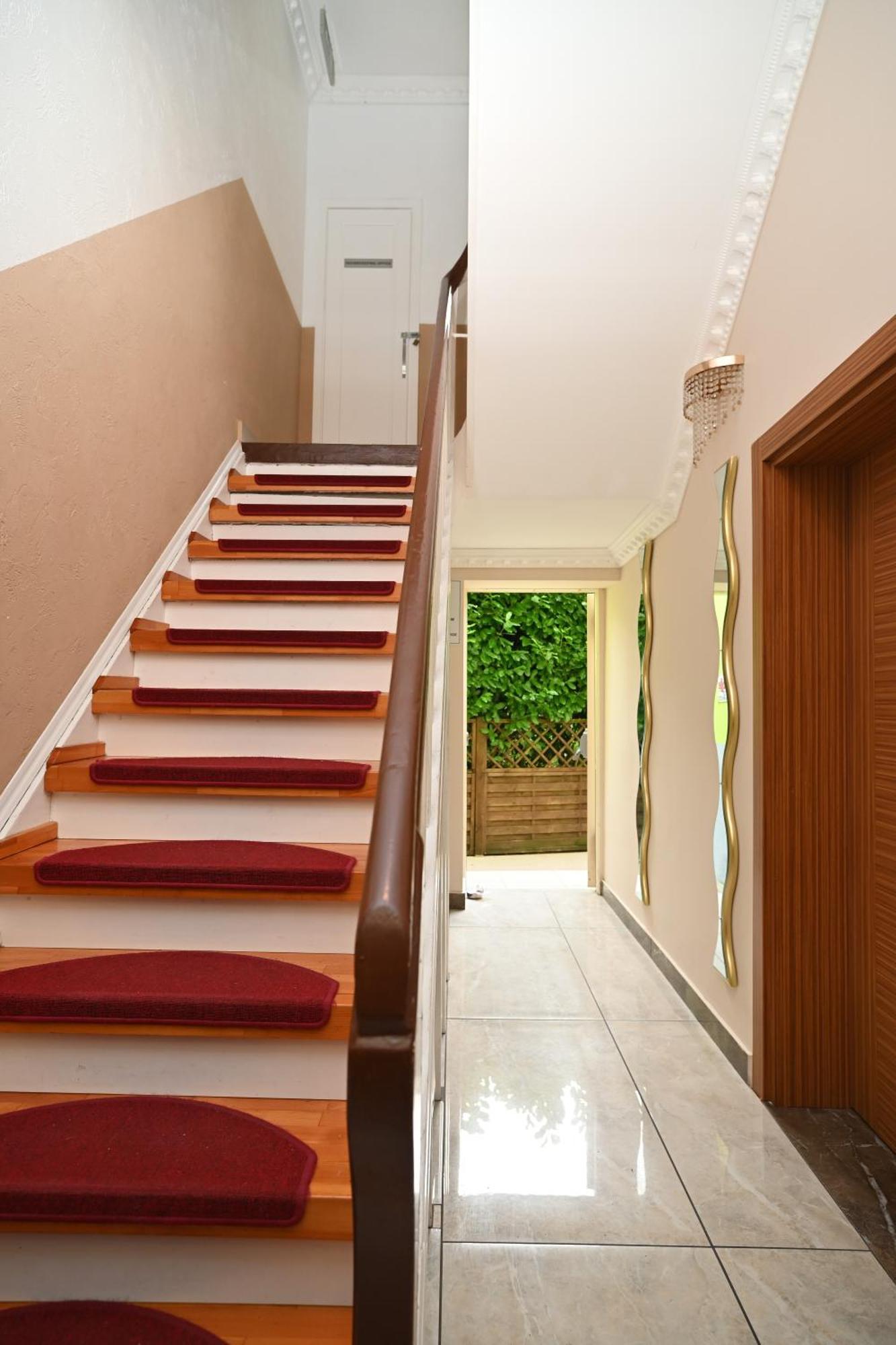 Ferienwohnung&Aparts By Kispet Group Hotels In Oberhausen Oberhausen  Dış mekan fotoğraf