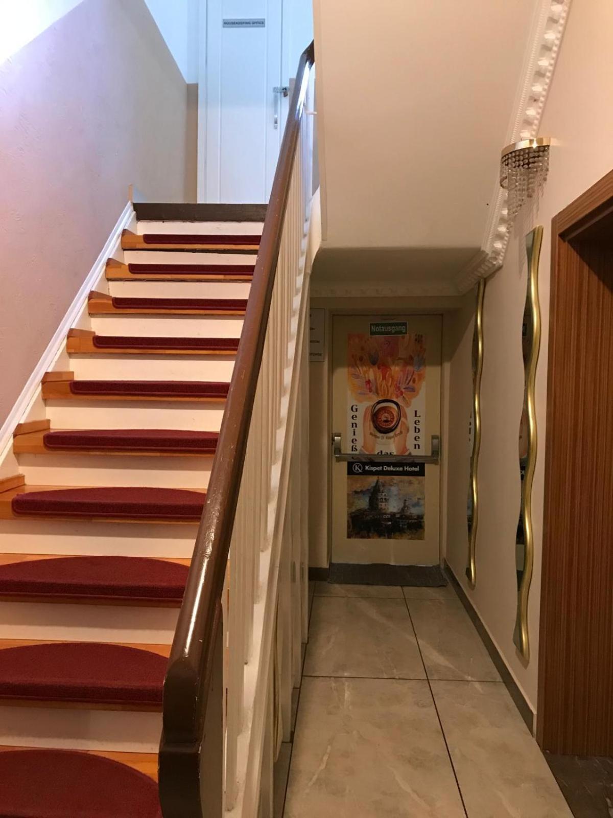 Ferienwohnung&Aparts By Kispet Group Hotels In Oberhausen Oberhausen  Dış mekan fotoğraf
